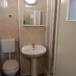 U Tadeusza Quarto em Acomodações Particulares *