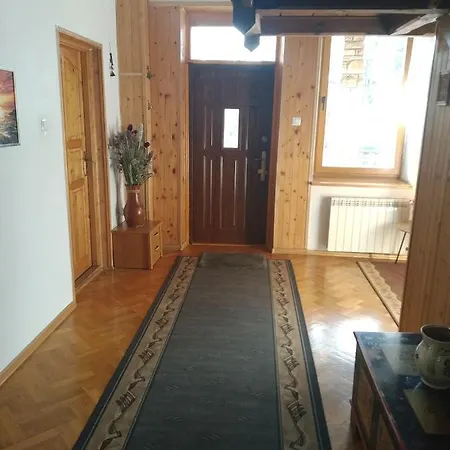 Δωμάτια σε οικογενειακή κατοικία U Tadeusza *